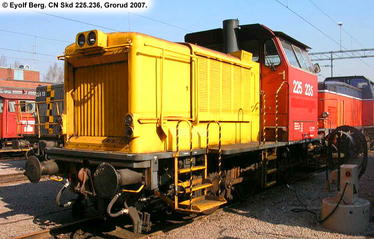 CN Skd 225 236